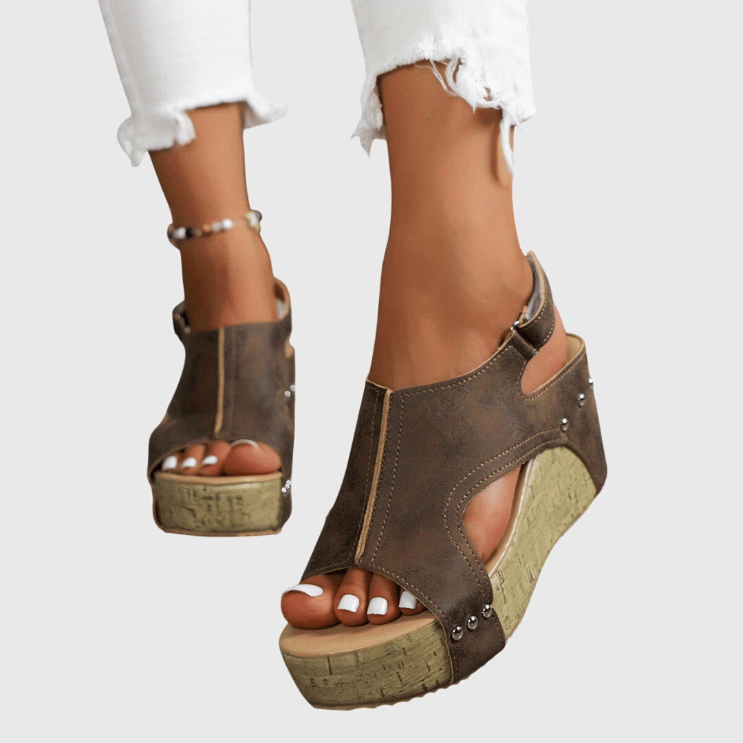 Eilis | Chic Orthopedic Sandals