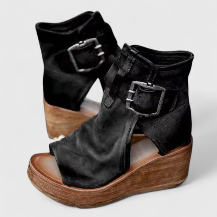 Caoilfhinn | Classic Wedge Sandals