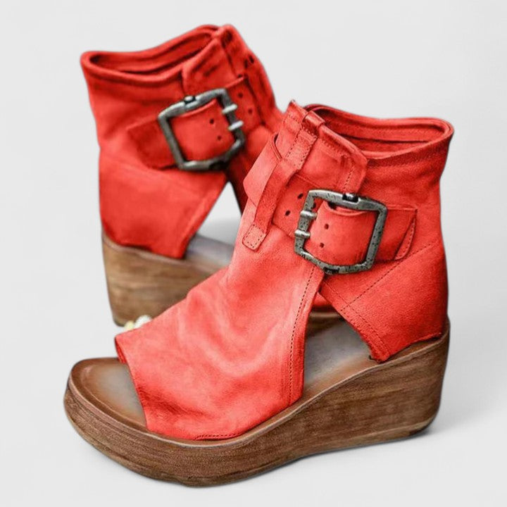 Caoilfhinn | Classic Wedge Sandals