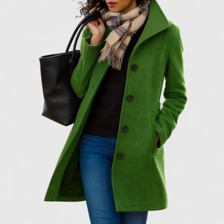 Scarlethia – An elegant coat for any occasion
