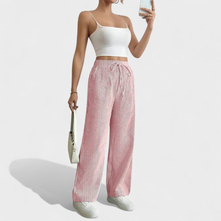 Maria - Comfortable trousers with elegant accents