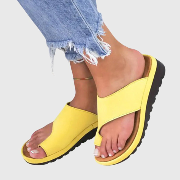 Muadhnait | Orthopedic Sandals
