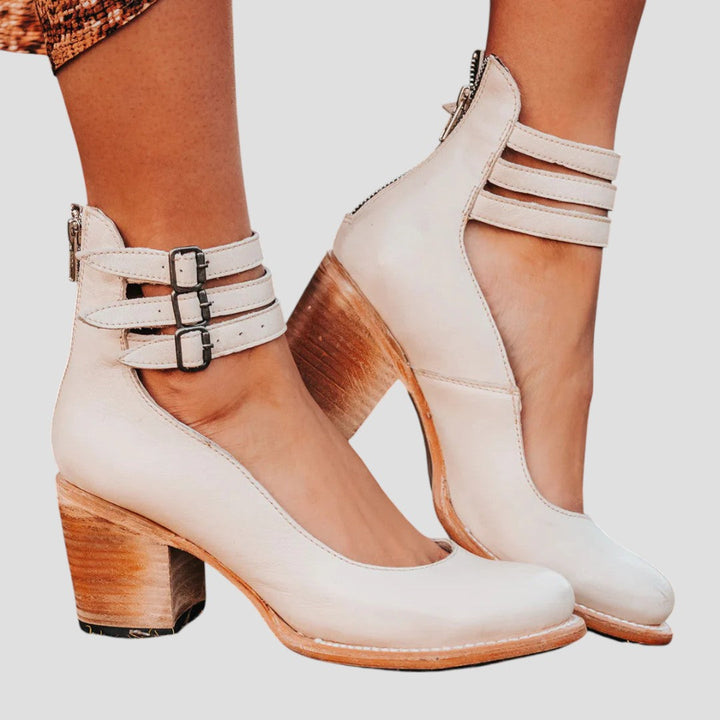 Taini | Elegant Orthopedic Boots