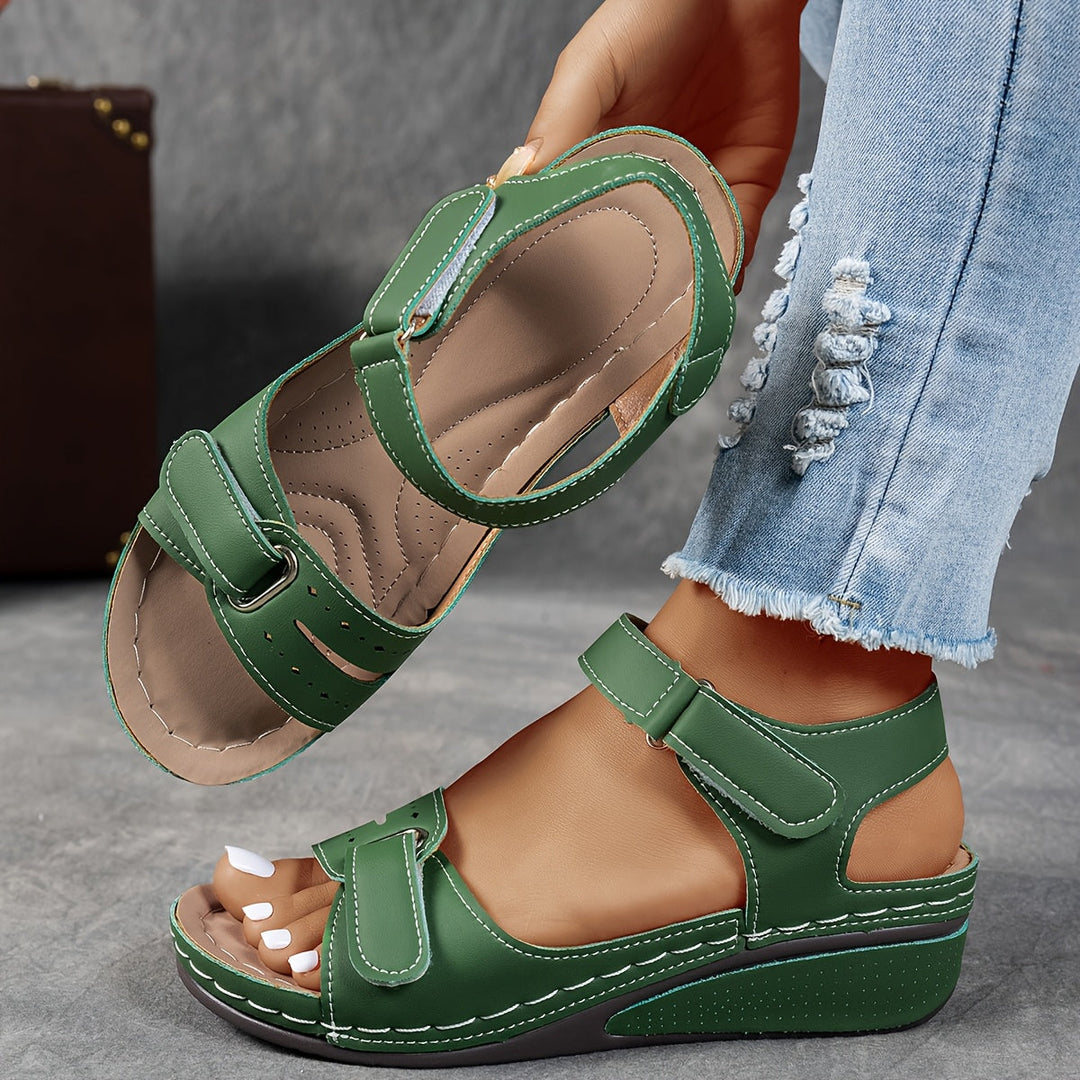 Líban | Fashionable Orthopaedic Sandal