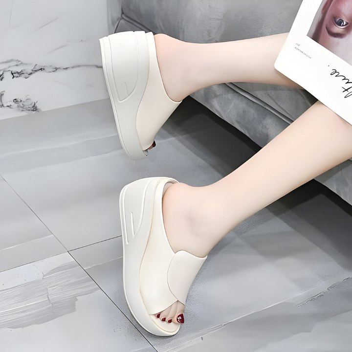 Caoilfhionn | Orthopaedic Sandals