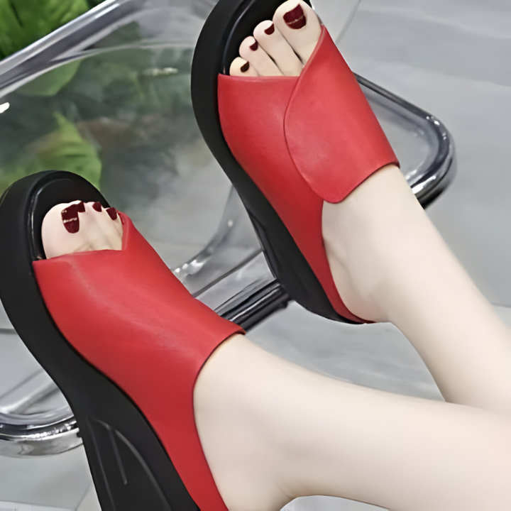 Caoilfhionn | Orthopaedic Sandals