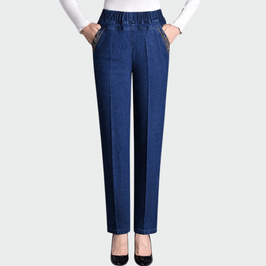 Rūta - Stylish women's jeans with side pockets and elastic waist