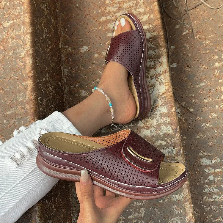 Pádraigín | Classic Urban Sandals
