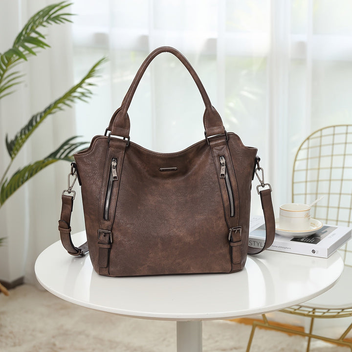 Meadhbh | Your Everyday Grab Bag