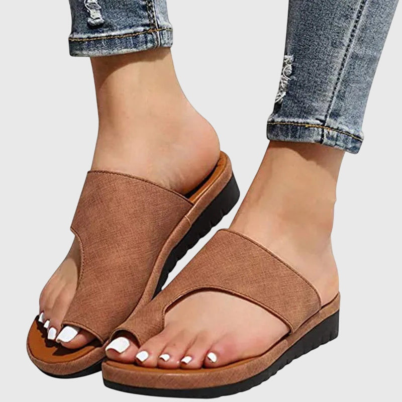 Muadhnait | Orthopedic Sandals