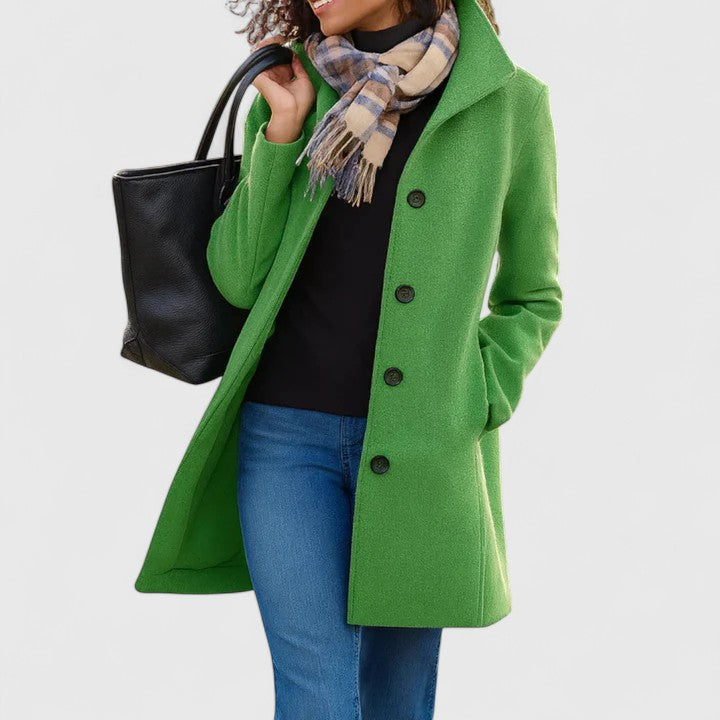 Scarlethia – An elegant coat for any occasion