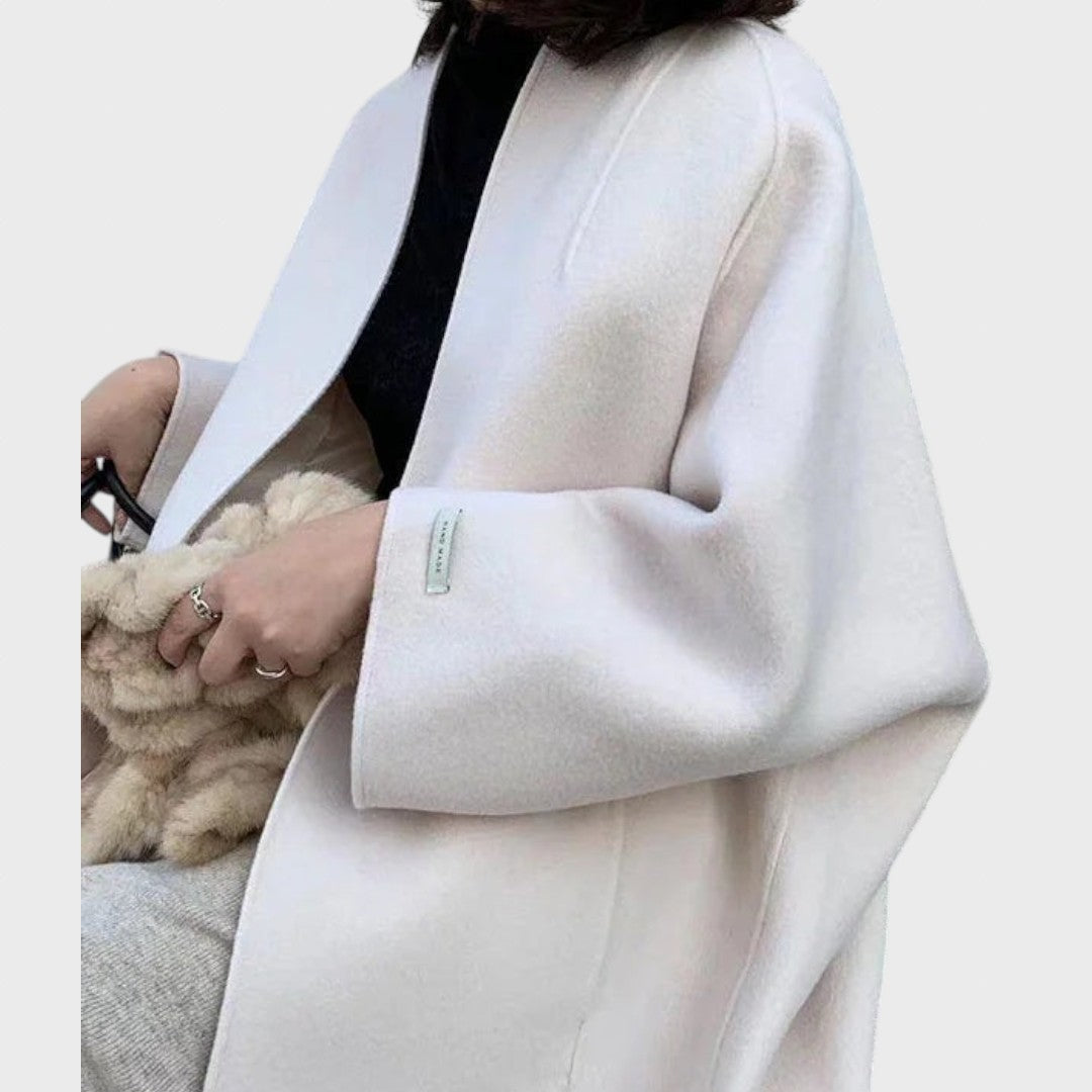 Lucretia | Elegant long woolen coat