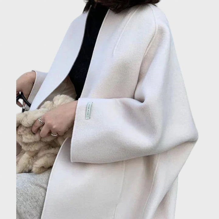 Lucretia | Elegant long woolen coat