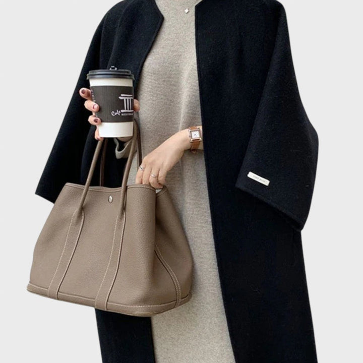 Lucretia | Elegant long woolen coat