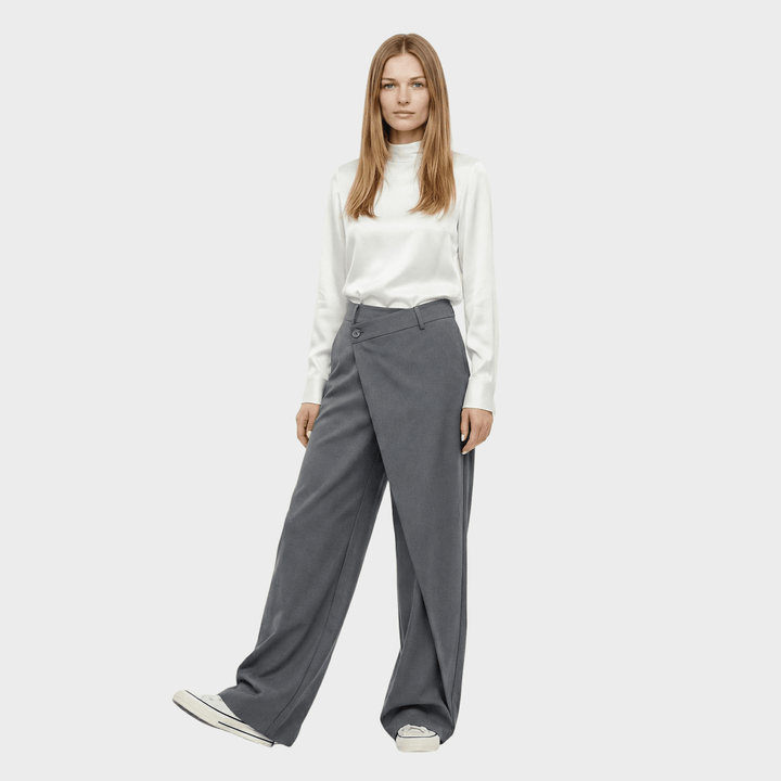 Oaklyn Straight trousers or Modern Shorts