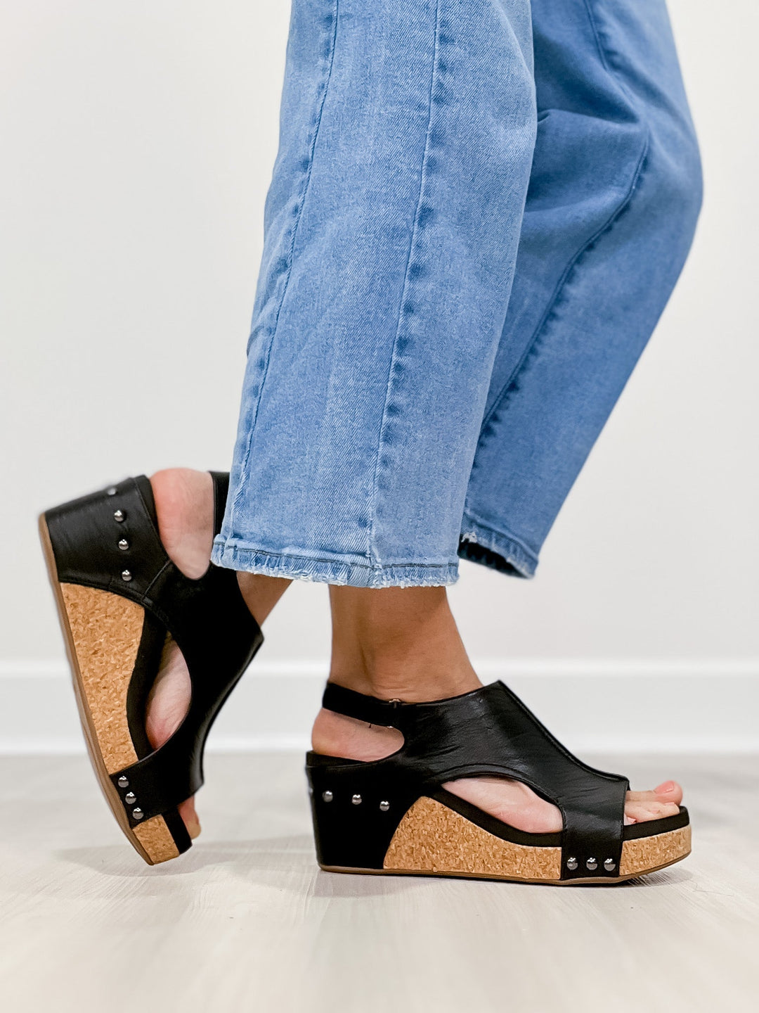 Dymphna | Wedge Sandal