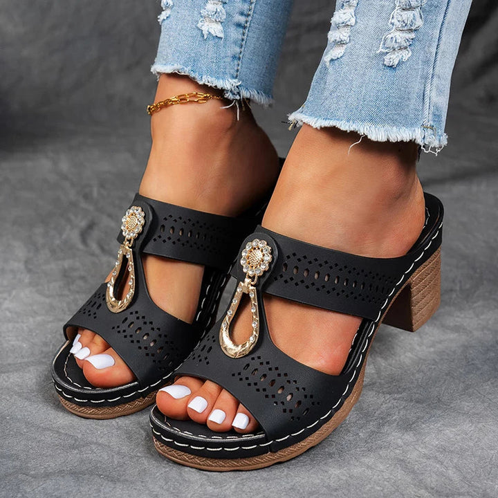 Áine | Orthopaedic Sandals