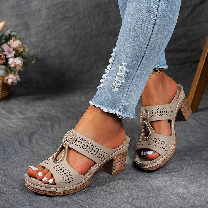 Áine | Orthopaedic Sandals