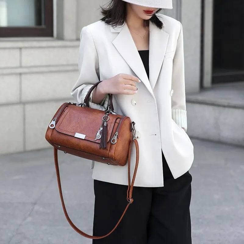 Ide | Textured Leather Bag
