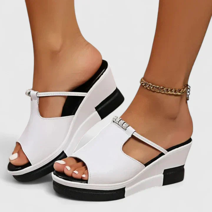 Blanaid | Chic Orthopedic Sandals