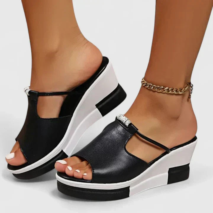 Blanaid | Chic Orthopedic Sandals