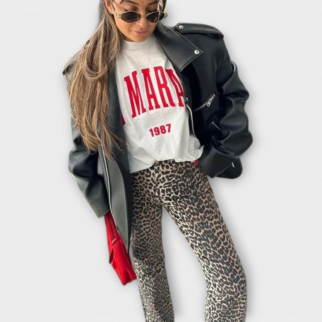 Carina - Retro jeans with leopard print