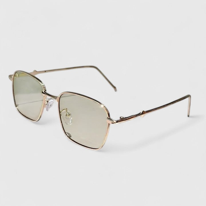 Doireann | Elegant Sunglasses