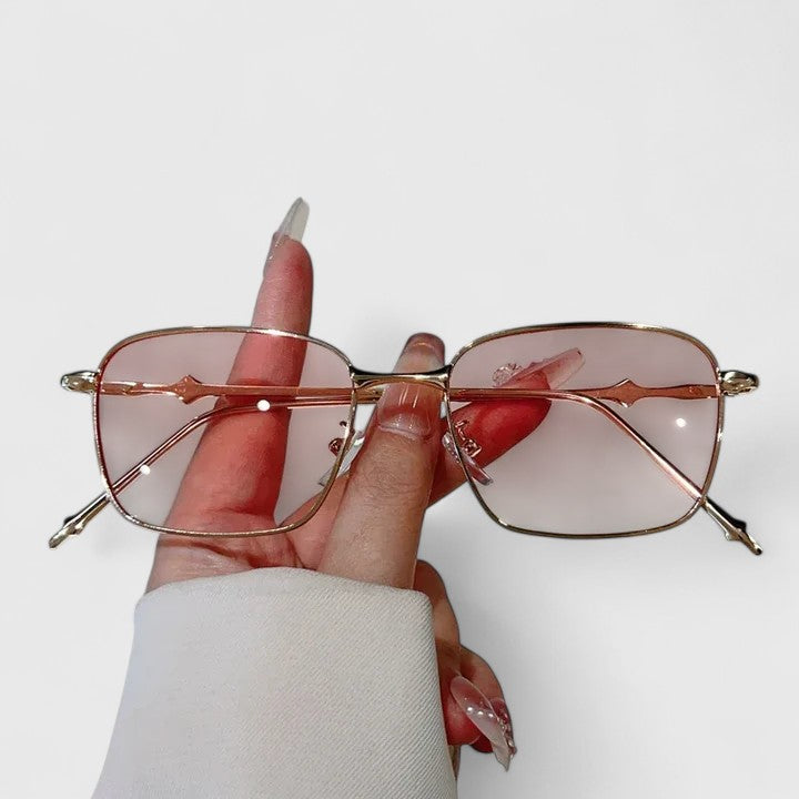 Doireann | Elegant Sunglasses