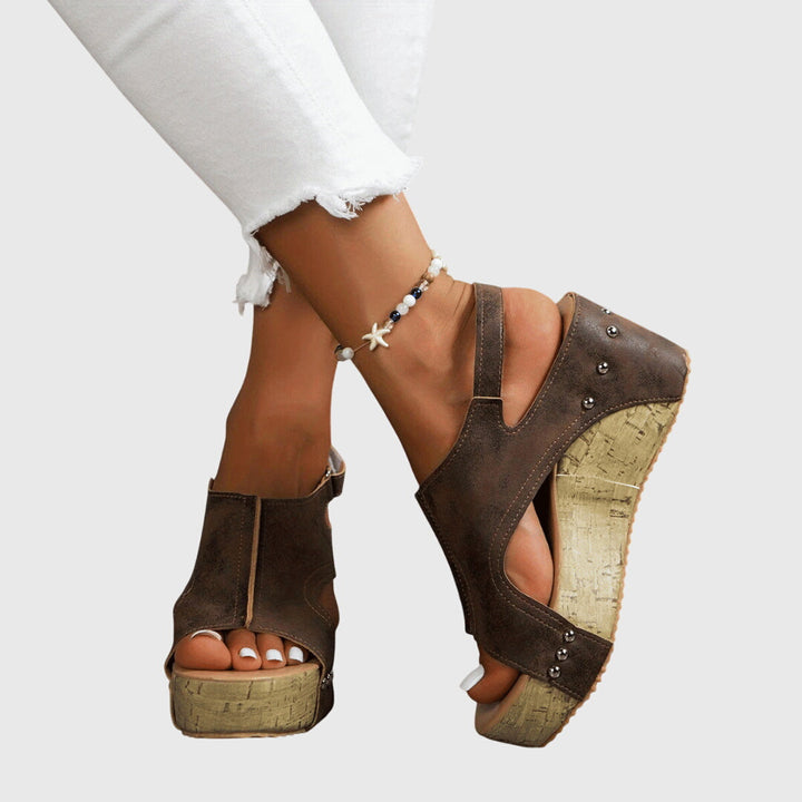 Eilis | Chic Orthopedic Sandals