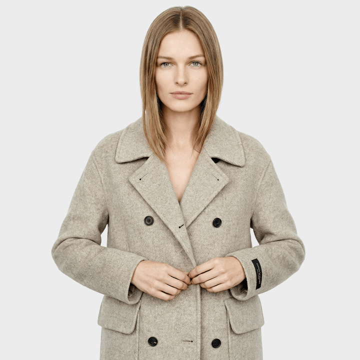 Simona – Stylish autumn coat