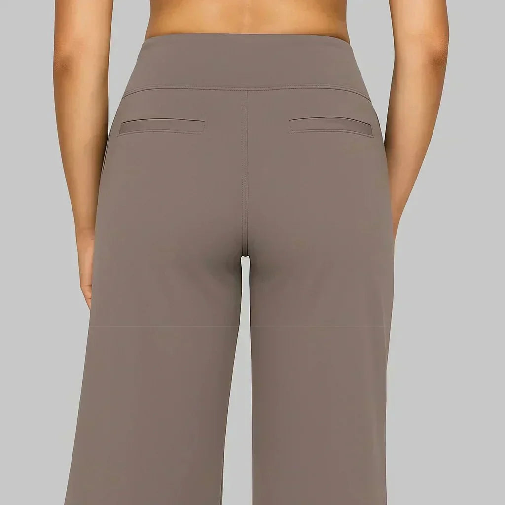Calista | Women's brown loose trousers