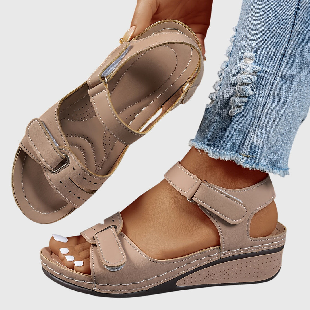 Íseal | Supportive Orthopedic Sandals