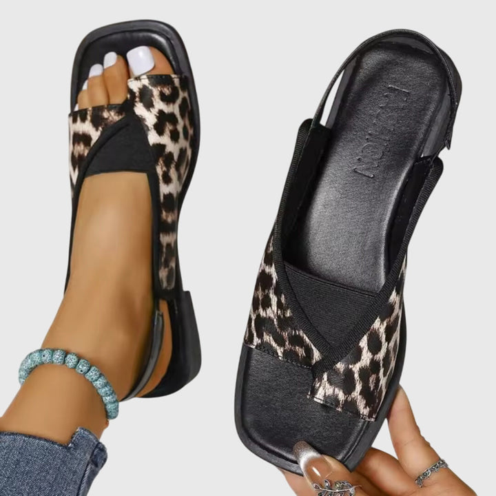 Blathnaid | Trendy Orthopedic Sandals