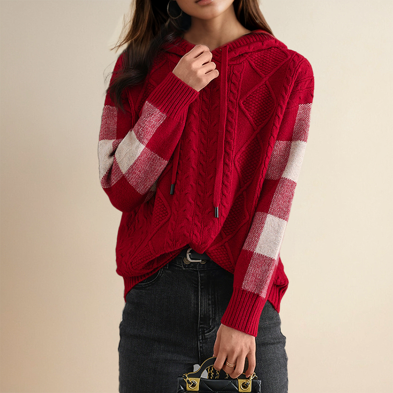 Blathnaid | Cable-Knit Hooded Jumper