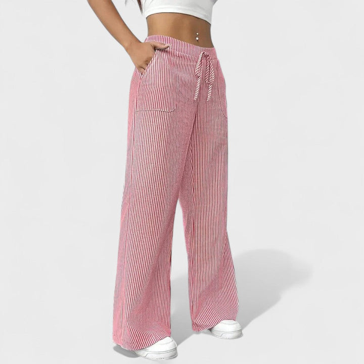 Maria - Comfortable trousers with elegant accents