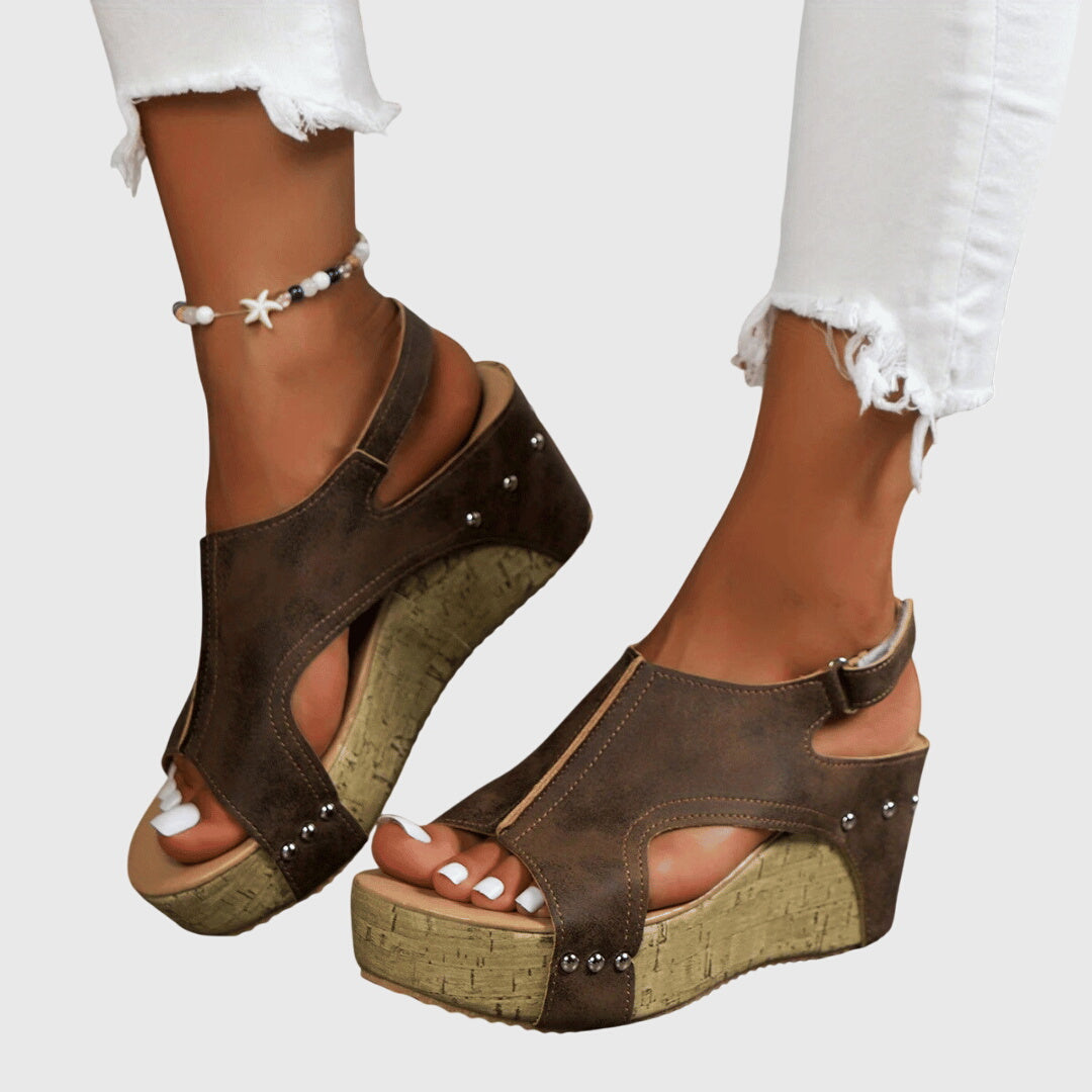 Eilis | Chic Orthopedic Sandals