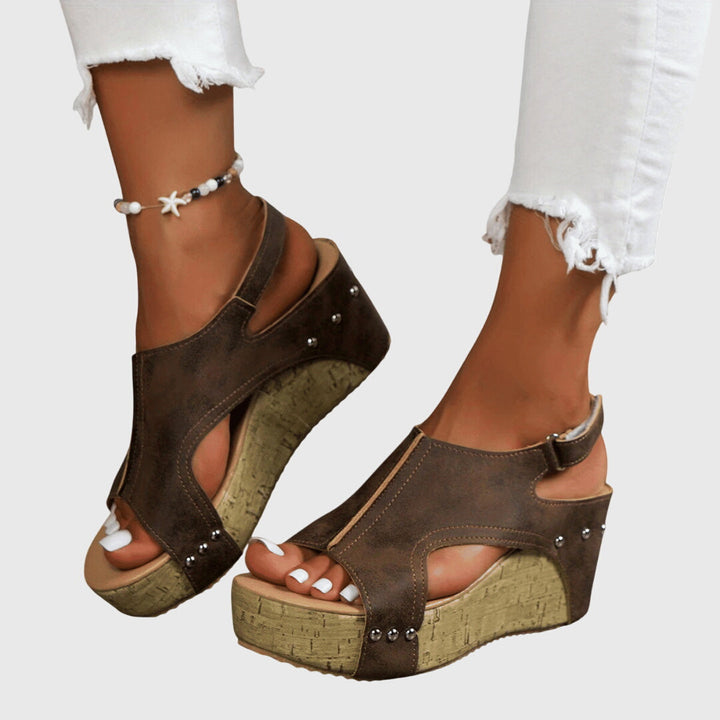 Eilis | Chic Orthopedic Sandals
