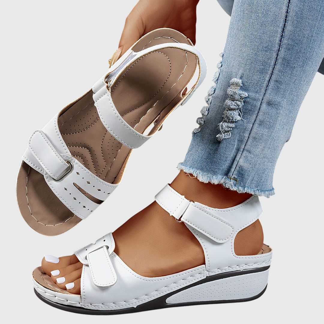 Íseal | Supportive Orthopedic Sandals