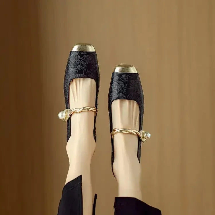 Eadaoin | Orthopedic Mary Jane Loafers