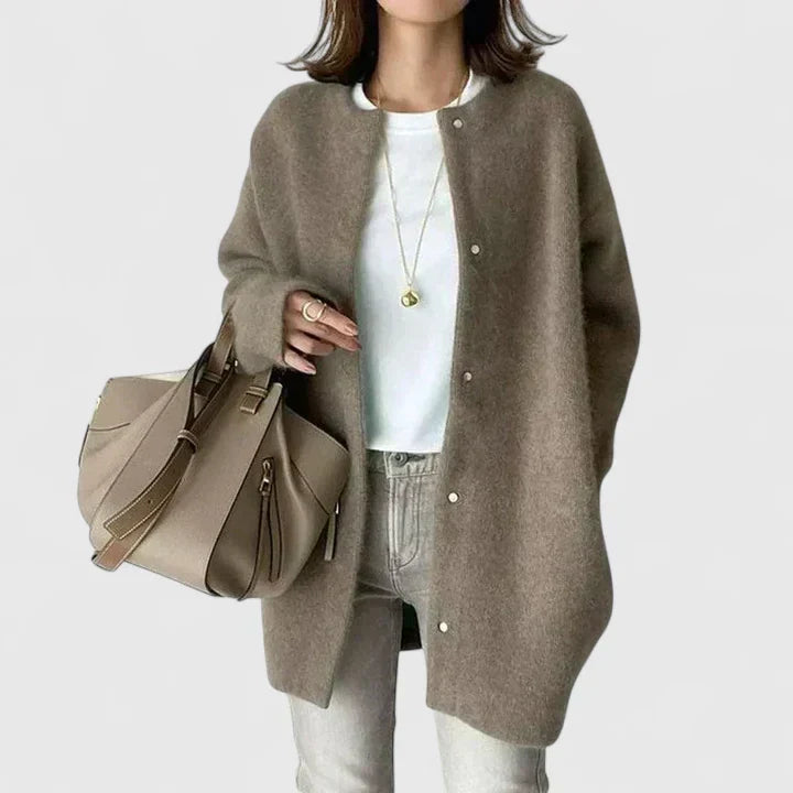 Attracta | Comfortable Button-Up Jacket
