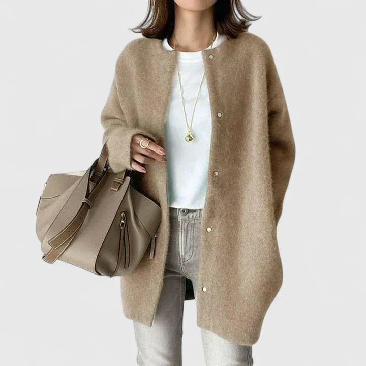 Attracta | Comfortable Button-Up Jacket