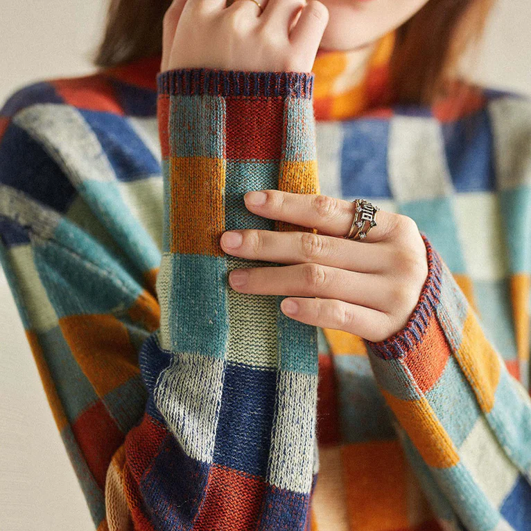 Aine | Comfy Retro Jumper