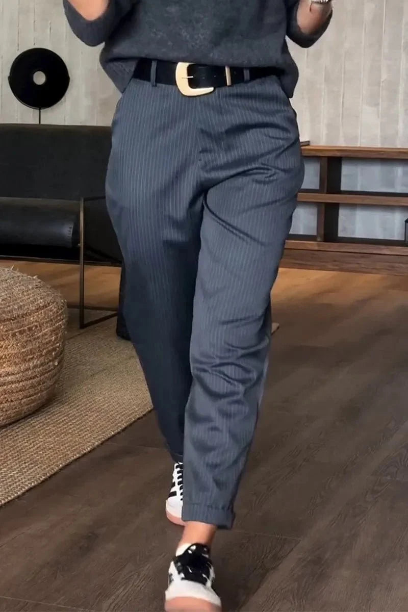 Kotryna - Elegant, figure-enhancing trousers with a belt