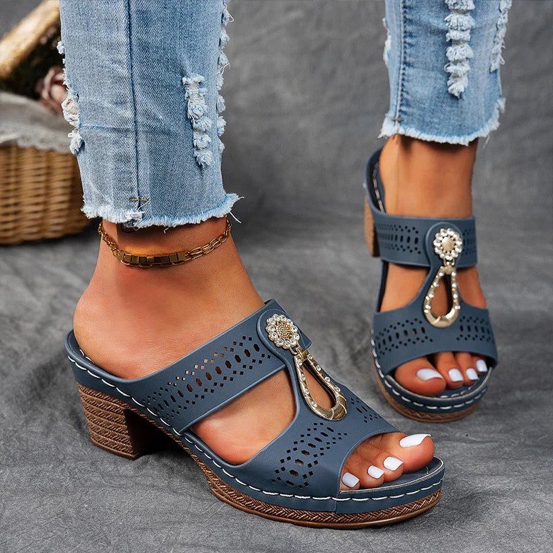 Tríona | Orthopaedic Sandals