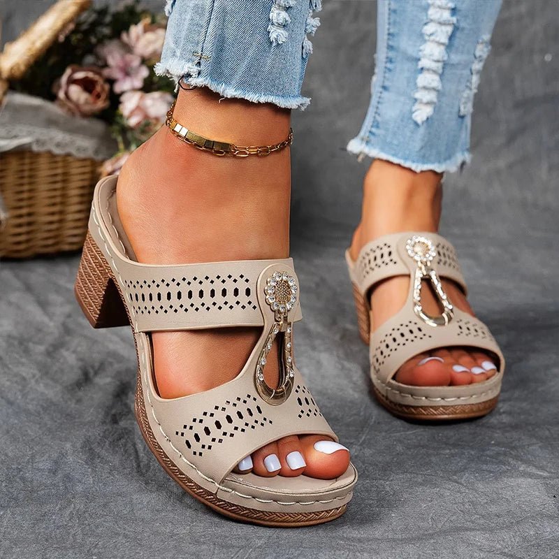 Tríona | Orthopaedic Sandals